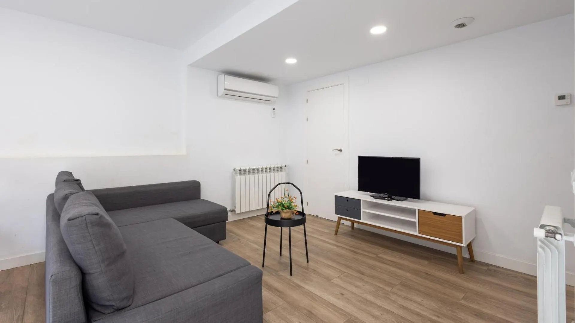 Stay U-Nique Apartments Fabra I Puig Barcelona