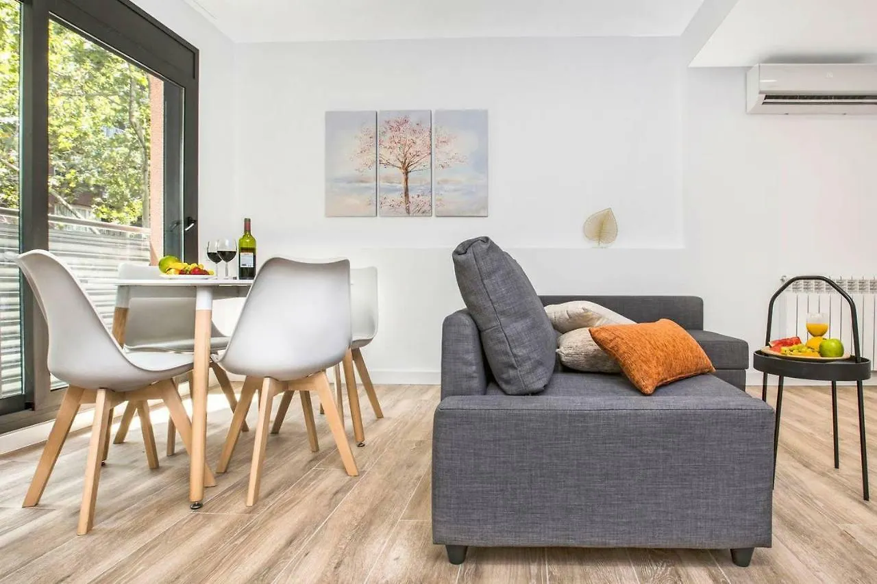 Stay U-Nique Apartments Fabra I Puig برشلونة